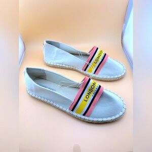 London Fog White/Tan Espadrilles with Decorative Band